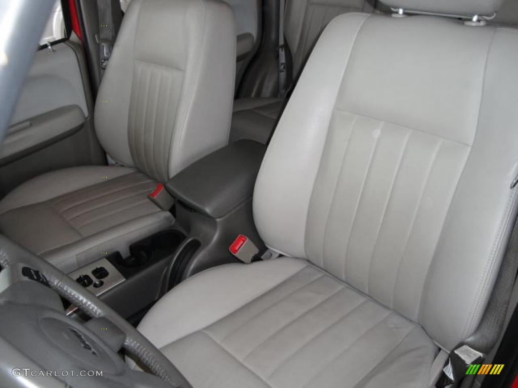 2005 Liberty CRD Limited 4x4 - Flame Red / Dark Slate Gray/Light Slate Gray photo #12