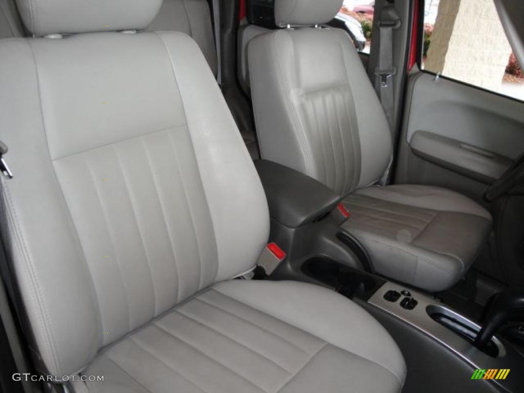 2005 Liberty CRD Limited 4x4 - Flame Red / Dark Slate Gray/Light Slate Gray photo #17