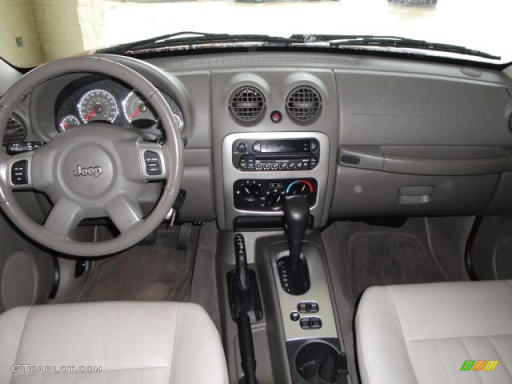 2005 Liberty CRD Limited 4x4 - Flame Red / Dark Slate Gray/Light Slate Gray photo #21