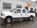 2006 Oxford White Ford F250 Super Duty XLT Crew Cab 4x4  photo #2