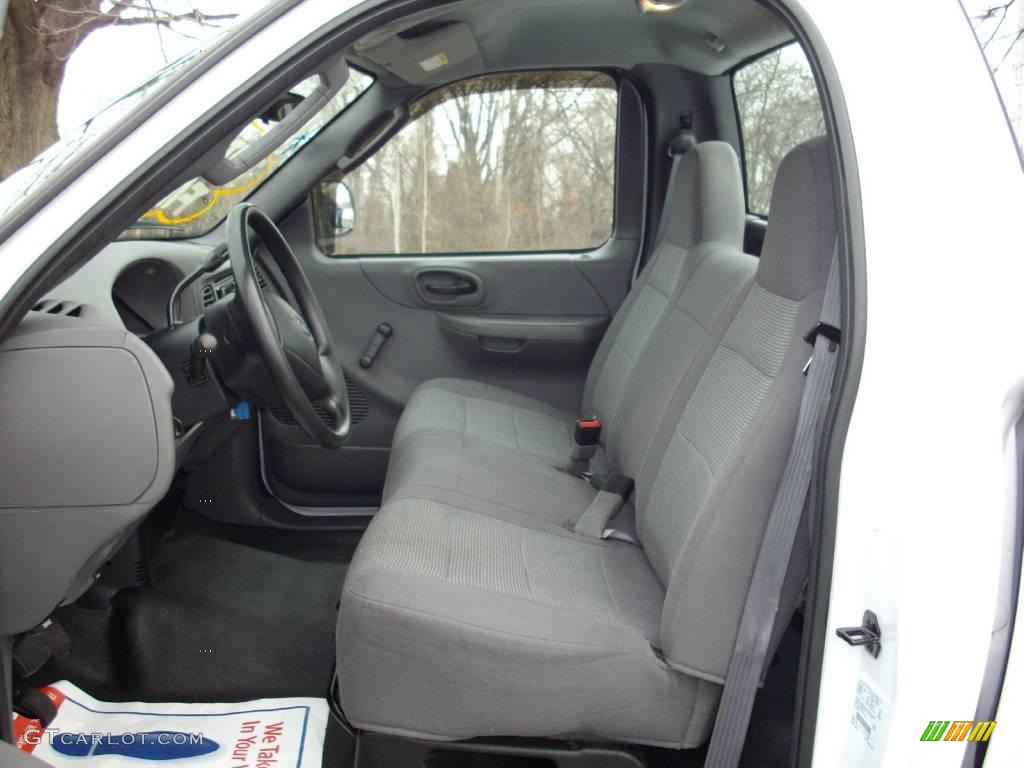 2004 F150 XL Heritage Regular Cab - Oxford White / Medium Graphite photo #6