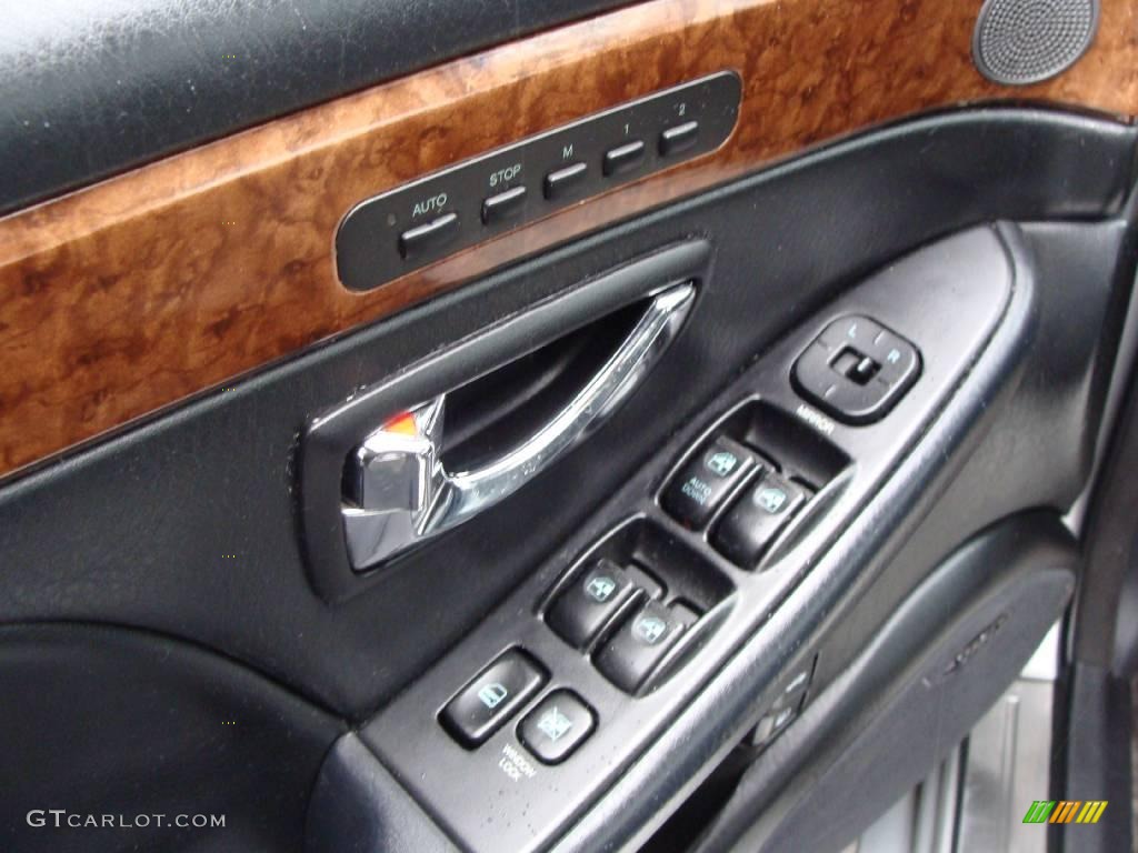 2004 XG350 L Sedan - Titanium / Black photo #9