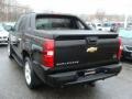 Black - Avalanche LTZ 4x4 Photo No. 4