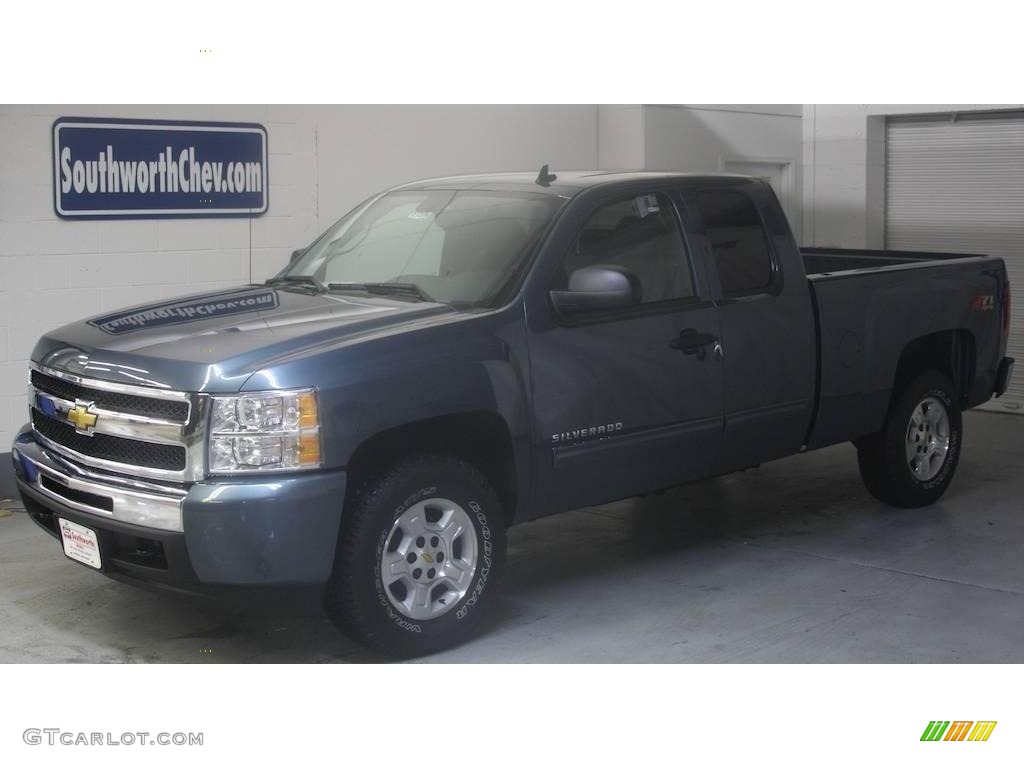 2009 Silverado 1500 LT Extended Cab 4x4 - Blue Granite Metallic / Ebony photo #1