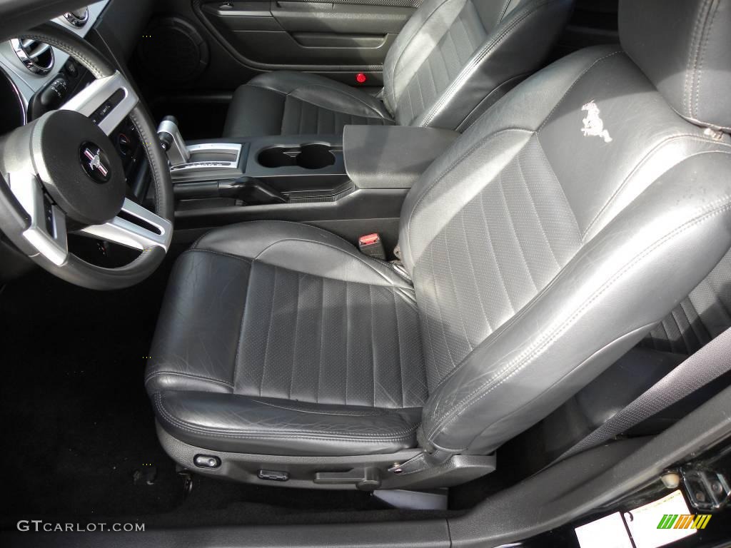 2006 Mustang V6 Premium Coupe - Black / Dark Charcoal photo #5