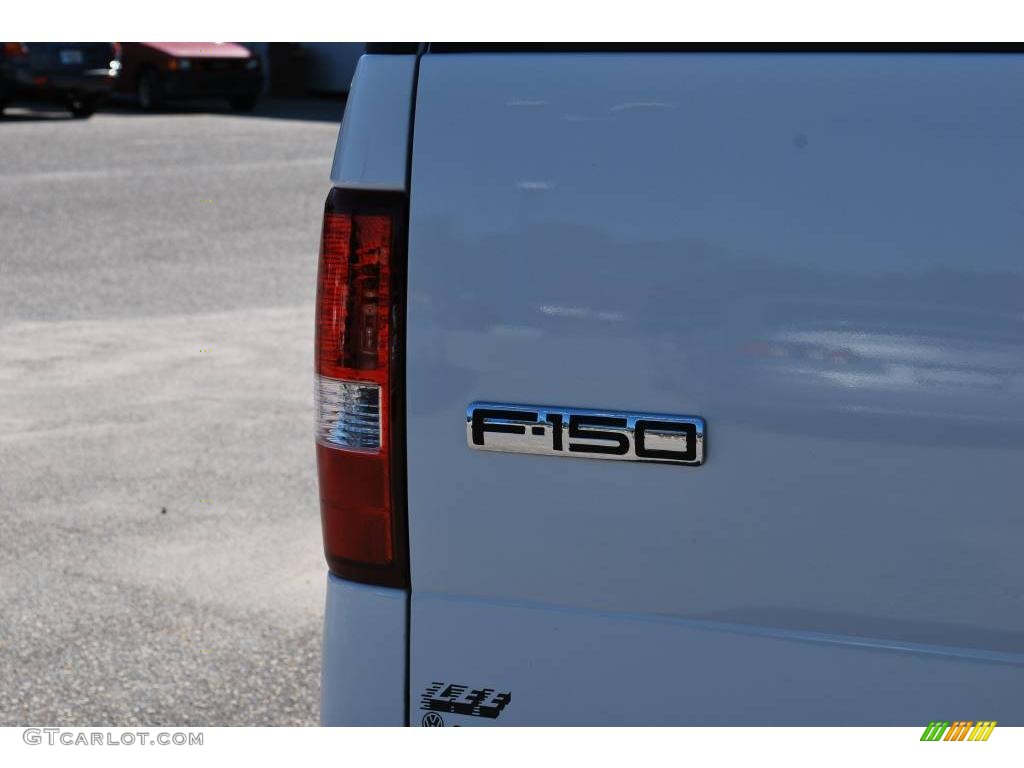 2006 F150 XLT SuperCrew - Oxford White / Medium/Dark Flint photo #10