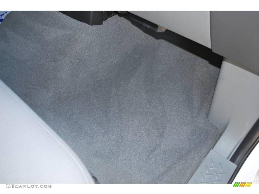 2006 F150 XLT SuperCrew - Oxford White / Medium/Dark Flint photo #28