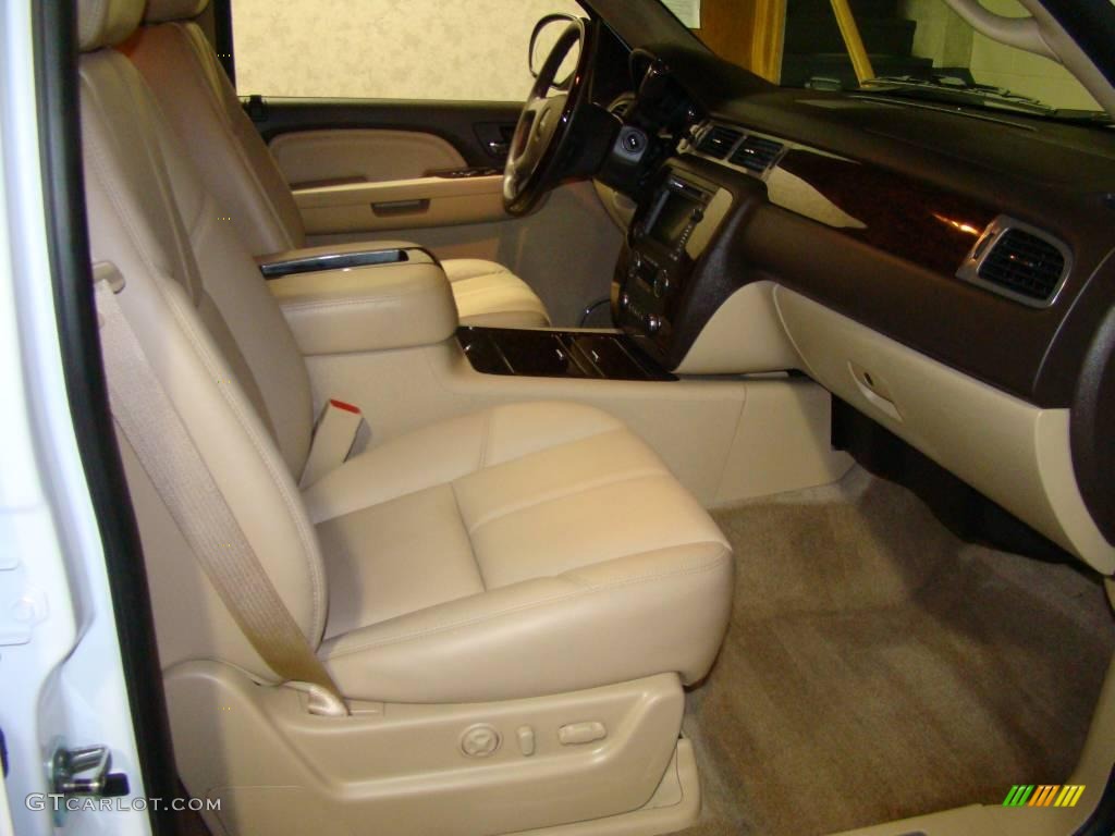 2009 Yukon Denali AWD - Summit White / Cocoa/Light Cashmere photo #10