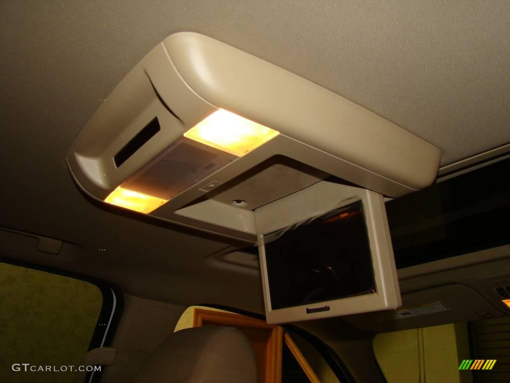 2009 Yukon Denali AWD - Summit White / Cocoa/Light Cashmere photo #12