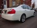 Ivory Pearl - M 35x Sedan Photo No. 4