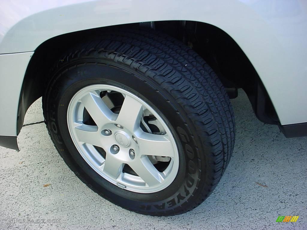 2008 Grand Cherokee Laredo - Bright Silver Metallic / Dark Slate Gray photo #23