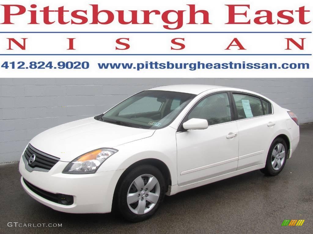 Winter Frost Pearl Nissan Altima