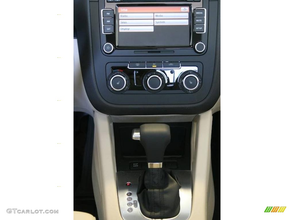 2010 Jetta SE Sedan - Blue Graphite Metallic / Cornsilk Beige photo #16