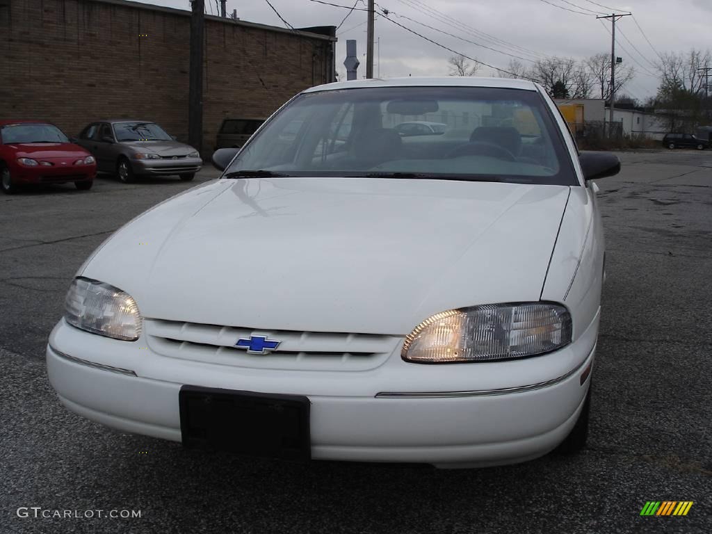 2001 Lumina Sedan - White / Medium Gray photo #2