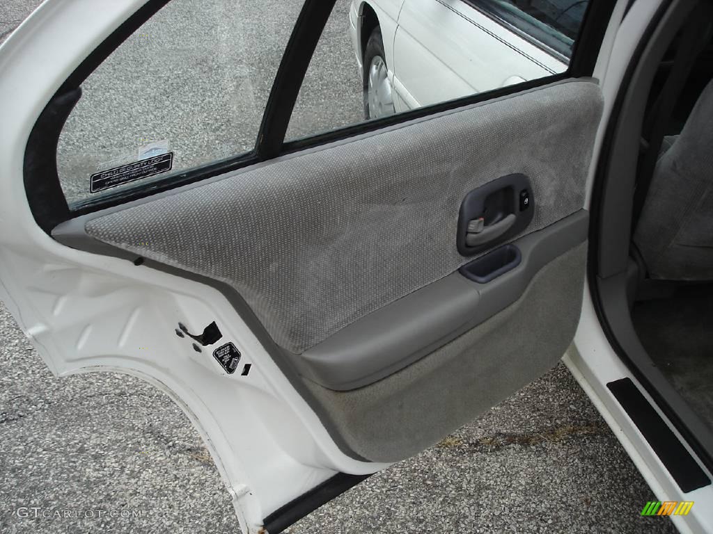 2001 Lumina Sedan - White / Medium Gray photo #8