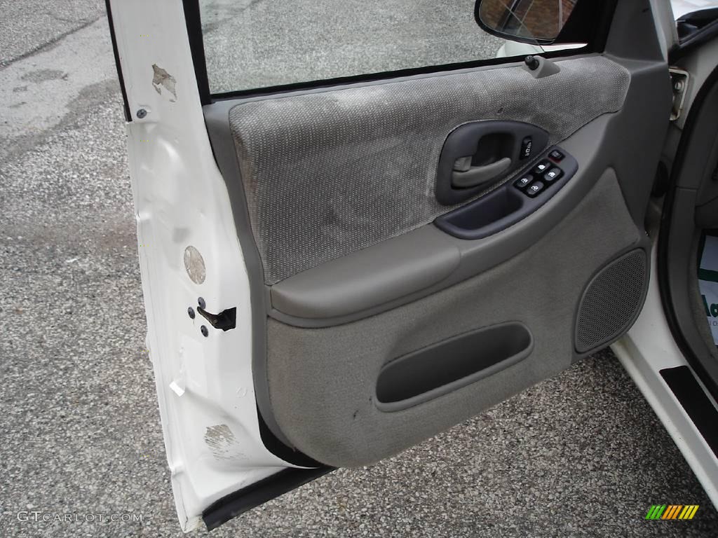 2001 Lumina Sedan - White / Medium Gray photo #12