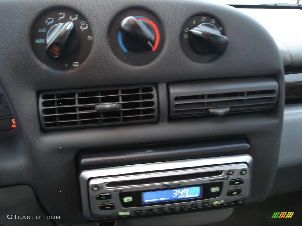 2001 Lumina Sedan - White / Medium Gray photo #14