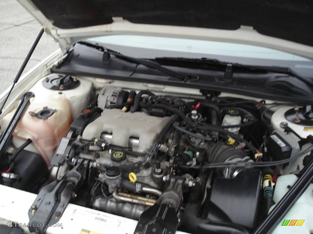 2001 Lumina Sedan - White / Medium Gray photo #24