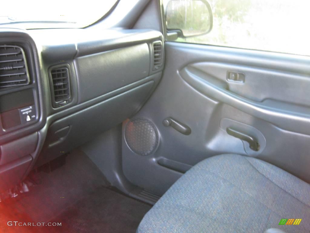 2002 Silverado 1500 LS Regular Cab - Indigo Blue Metallic / Graphite Gray photo #11