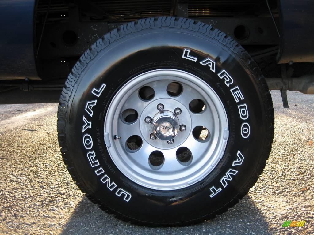 2002 Silverado 1500 LS Regular Cab - Indigo Blue Metallic / Graphite Gray photo #21