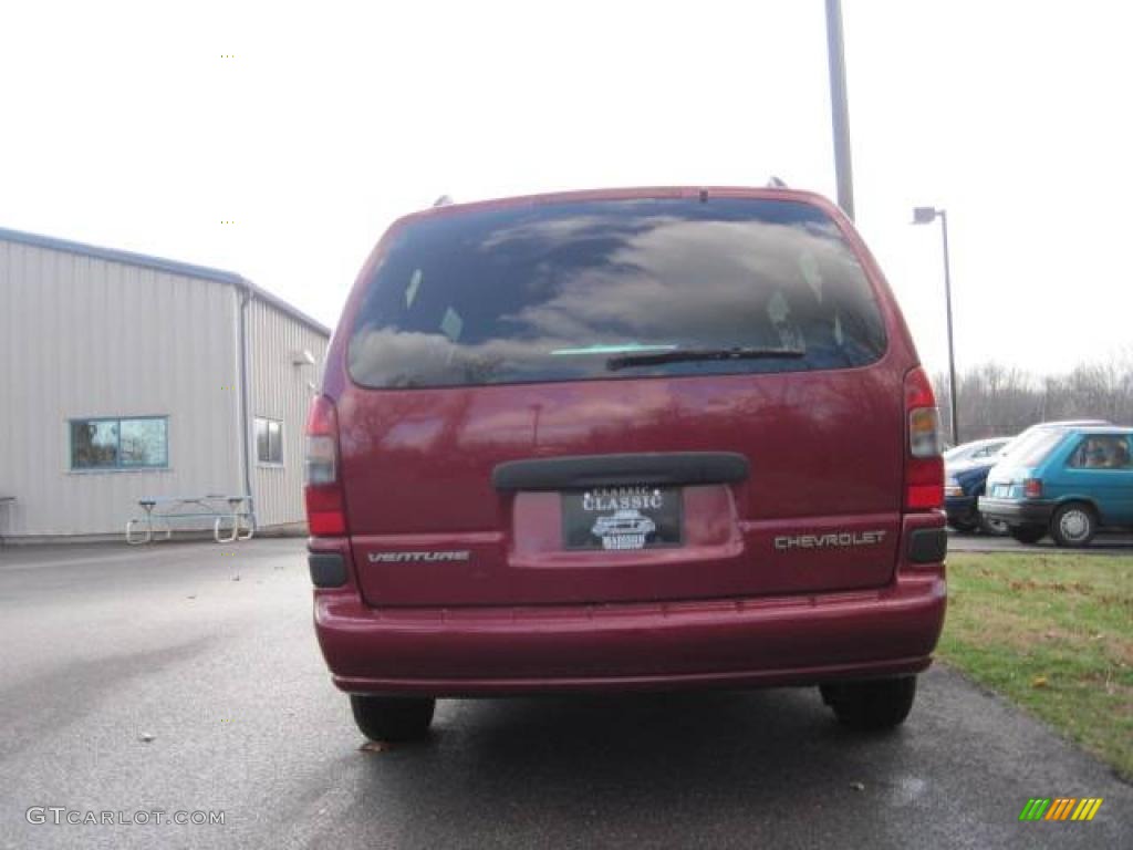 2004 Venture LS - Sport Red Metallic / Medium Gray photo #5