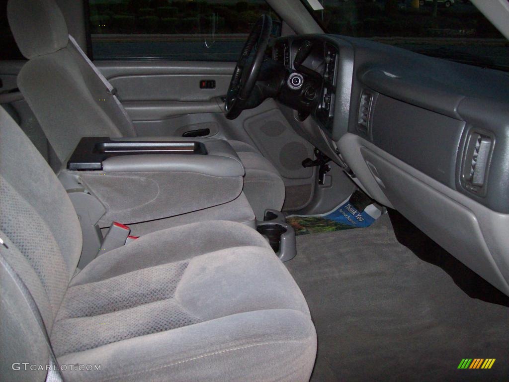 2005 Avalanche LS 4x4 - Sandstone Metallic / Gray/Dark Charcoal photo #12