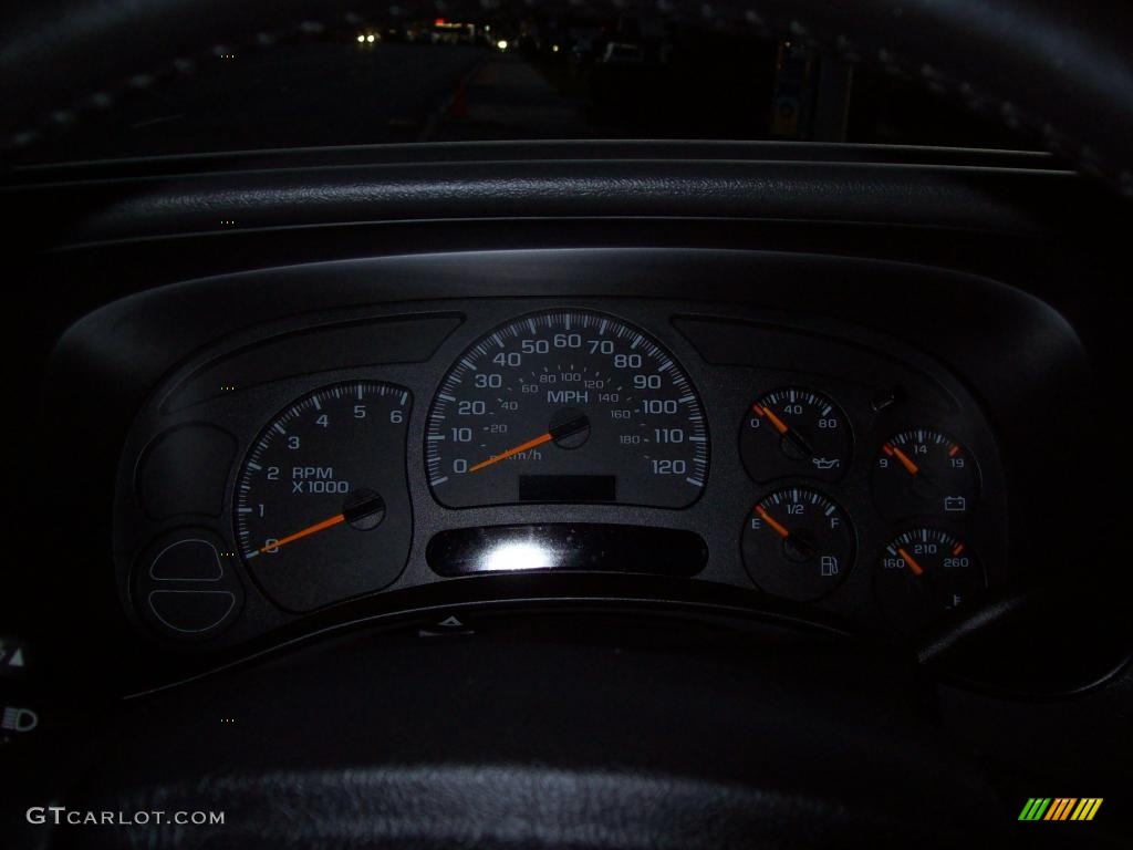 2005 Avalanche LS 4x4 - Sandstone Metallic / Gray/Dark Charcoal photo #15