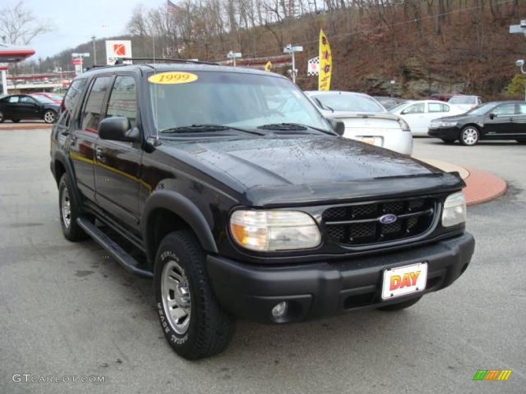1999 Explorer XLS 4x4 - Black Clearcoat / Medium Graphite Grey photo #5