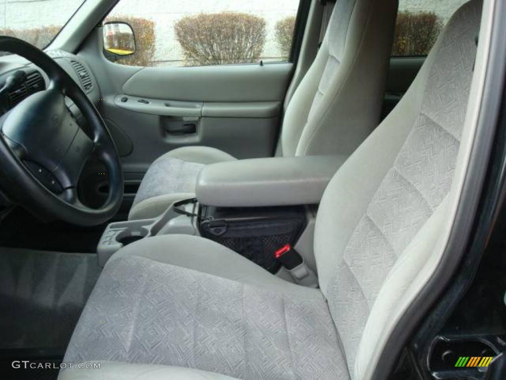1999 Explorer XLS 4x4 - Black Clearcoat / Medium Graphite Grey photo #8