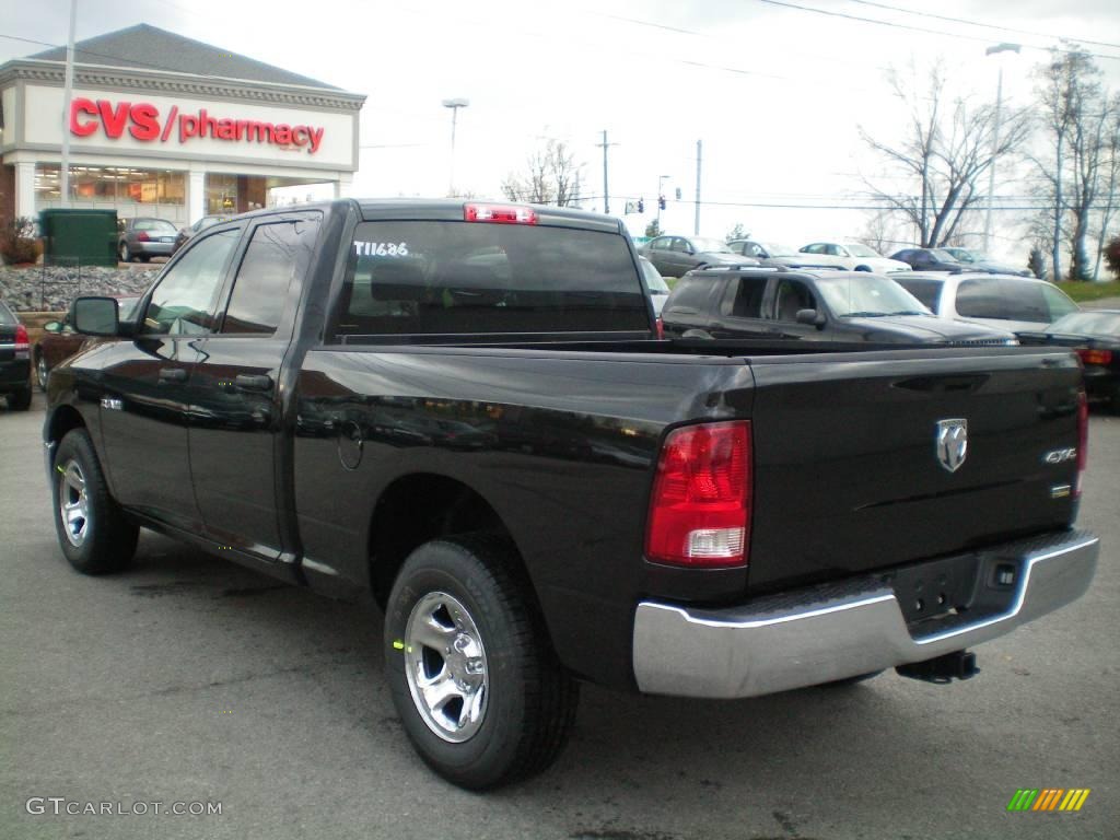 2010 Ram 1500 ST Quad Cab 4x4 - Brilliant Black Crystal Pearl / Dark Slate/Medium Graystone photo #8