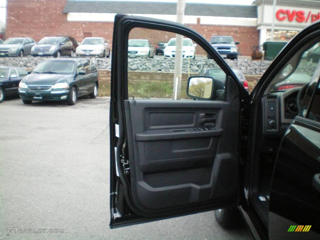 2010 Ram 1500 ST Quad Cab 4x4 - Brilliant Black Crystal Pearl / Dark Slate/Medium Graystone photo #16