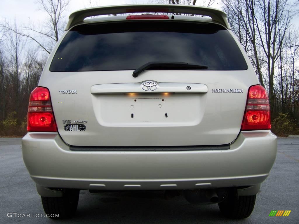 2002 Highlander Limited 4WD - Vintage Gold Metallic / Ivory photo #6