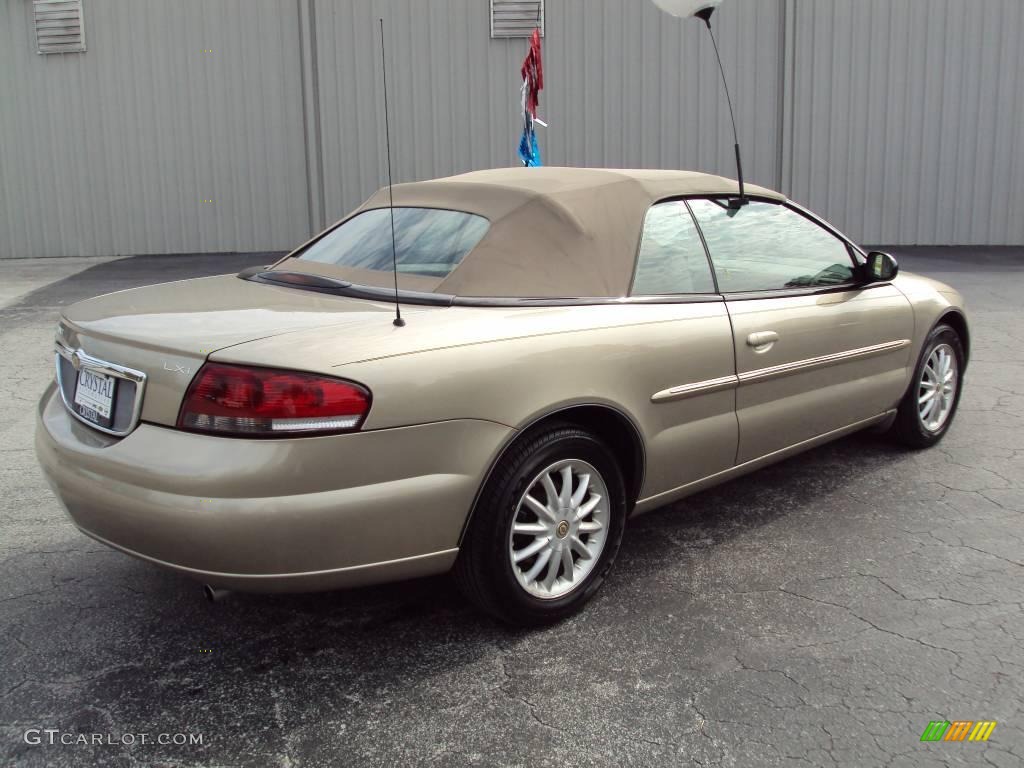 2002 Sebring LXi Convertible - Light Almond Pearl Metallic / Sandstone photo #8