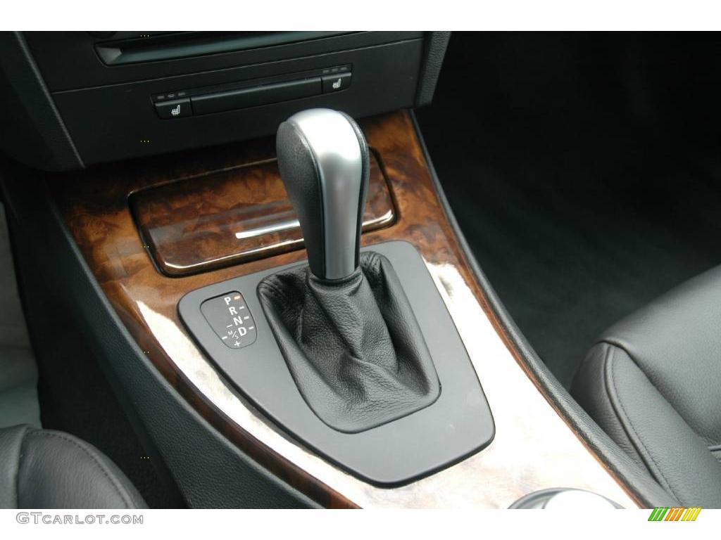 2006 3 Series 330i Sedan - Jet Black / Black Dakota Leather photo #20