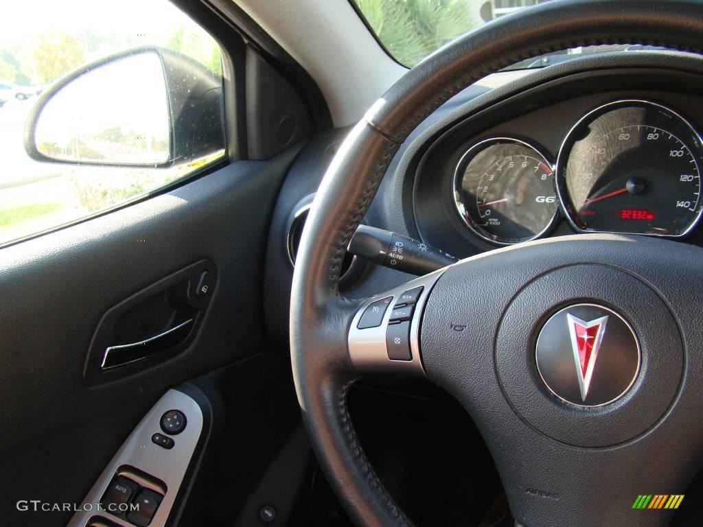 2009 G6 V6 Sedan - Summit White / Ebony photo #19