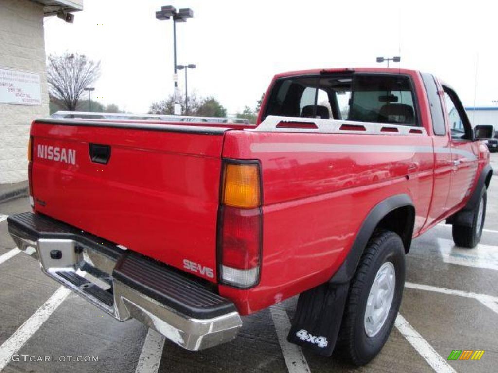 1995 Hardbody Truck SE V6 Extended Cab 4x4 - Aztec Red / Gray photo #3