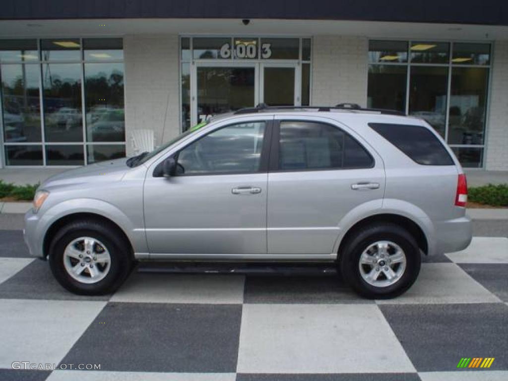 2004 Sorento LX 4WD - Diamond Silver Metallic / Gray photo #1