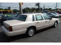Pumice Pearl Metallic - Town Car Cartier Photo No. 7