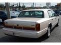 Pumice Pearl Metallic - Town Car Cartier Photo No. 8