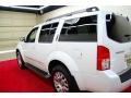 2009 White Frost Nissan Pathfinder LE  photo #9