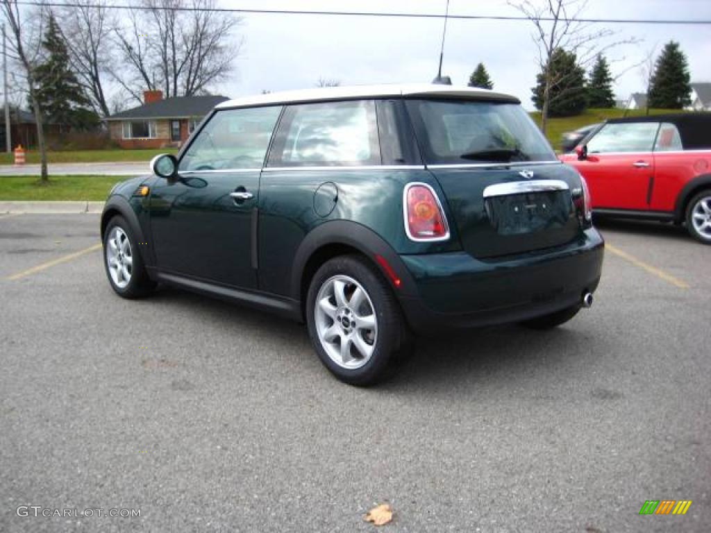 2010 Cooper Hardtop - British Racing Green Metallic / Grey/Carbon Black photo #3