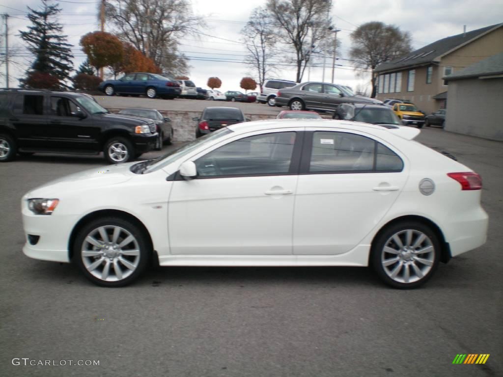 2010 Lancer Sportback GTS - Wicked White Metallic / Black photo #7