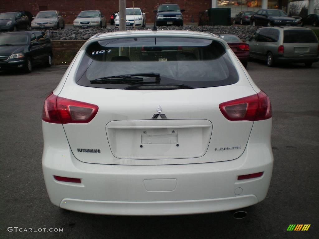 2010 Lancer Sportback GTS - Wicked White Metallic / Black photo #9