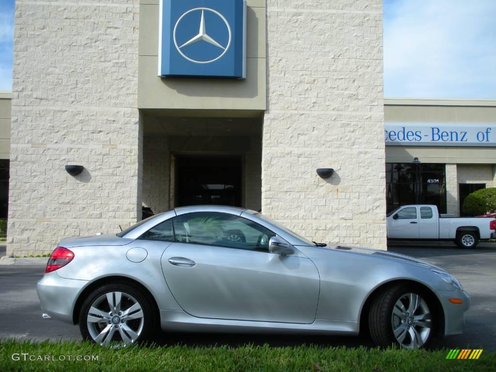 2009 Iridium Silver Metallic MercedesBenz SLK 350 Roadster 21991565