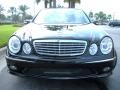 Black - E 500 Sedan Photo No. 3