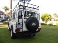 White - Defender 110 Hard Top Photo No. 9