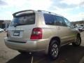 2005 Millenium Silver Metallic Toyota Highlander V6 4WD  photo #11