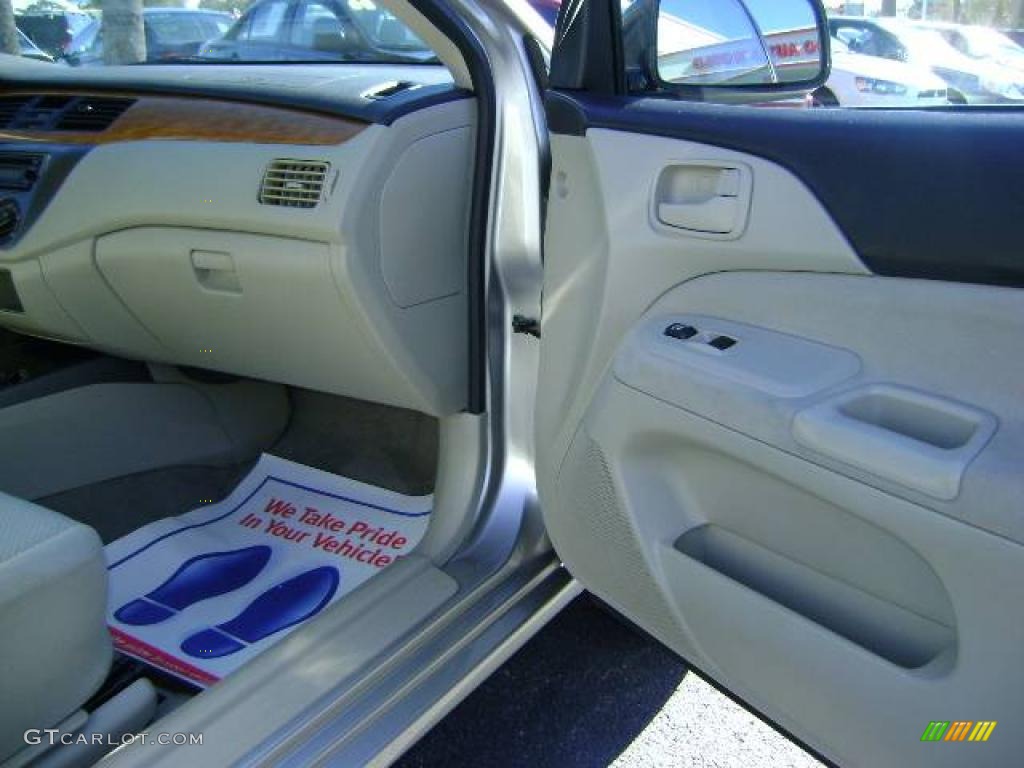 2006 Lancer ES - Warm Sand Metallic / Tan photo #14