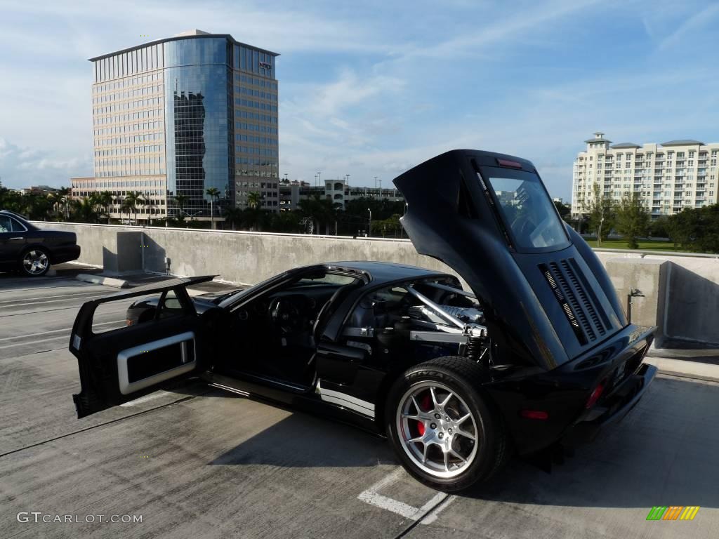 2005 GT  - Mark II Black / Ebony Black photo #10