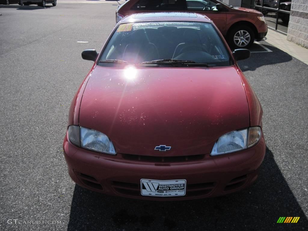 2001 Cavalier Coupe - Bright Red / Graphite photo #2